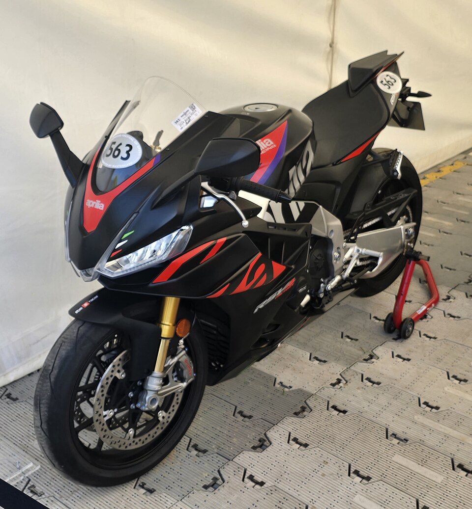 Aprilia RSV4 1000 / 1100 (R / Factory / RR / RF)