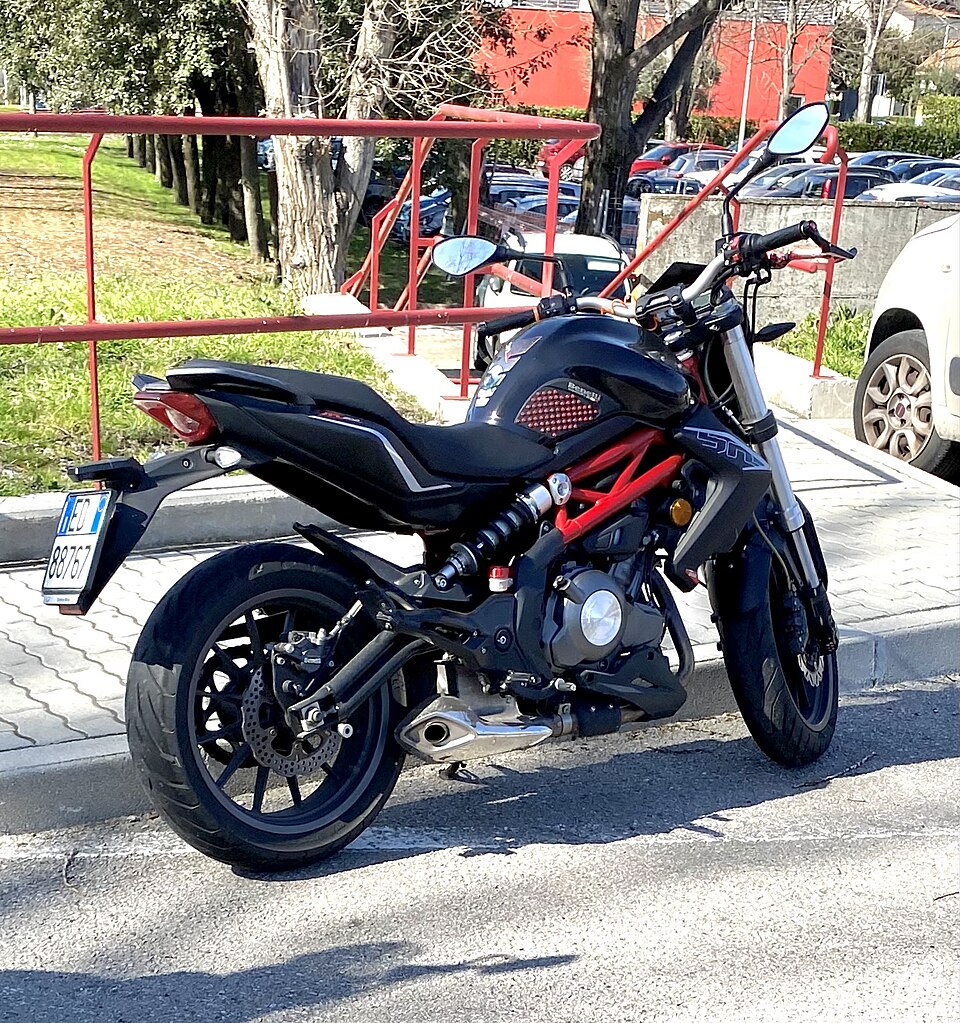 Benelli BN 302 / 302S