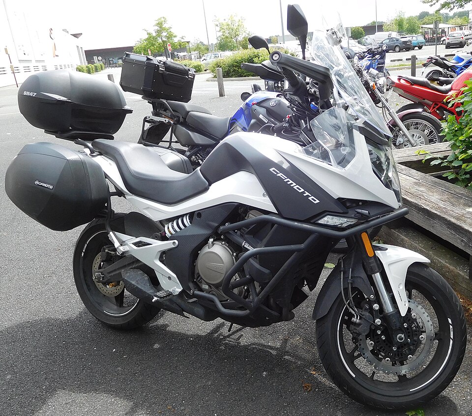 CFMoto 650MT