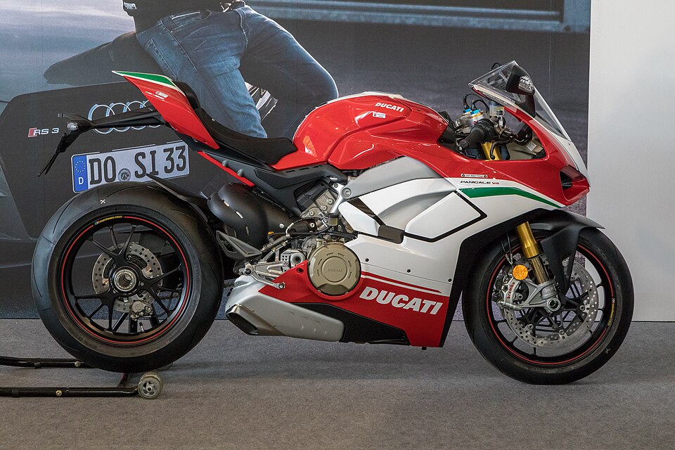 Ducati Panigale V4 / V4 S