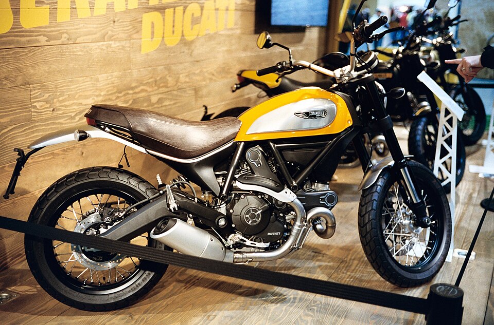 Ducati Scrambler 800 (Icon / Full Throttle / Café Racer / Desert Sled / Nightshift)