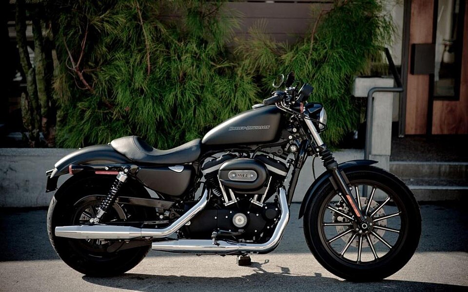 Harley-Davidson Sportster Iron 883 (XL883N)