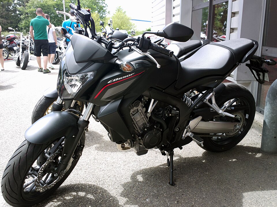 Honda CB650F / CB650R (RC75 / RH02)