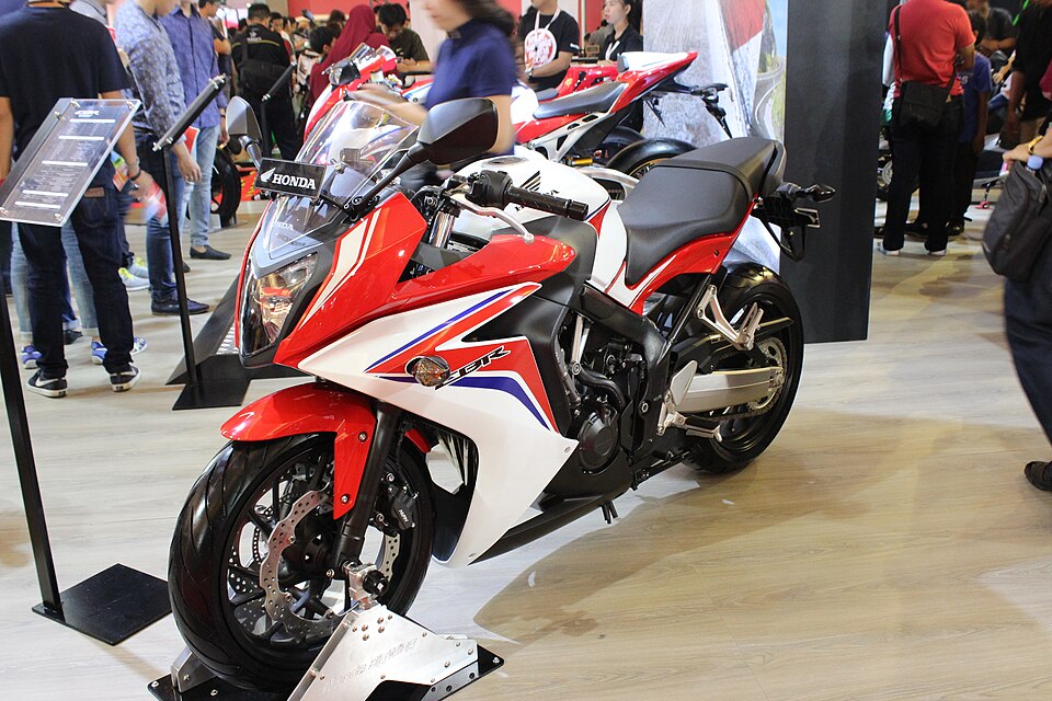 Honda CBR650F / CBR650R (RC74 / RC96 / RH01)