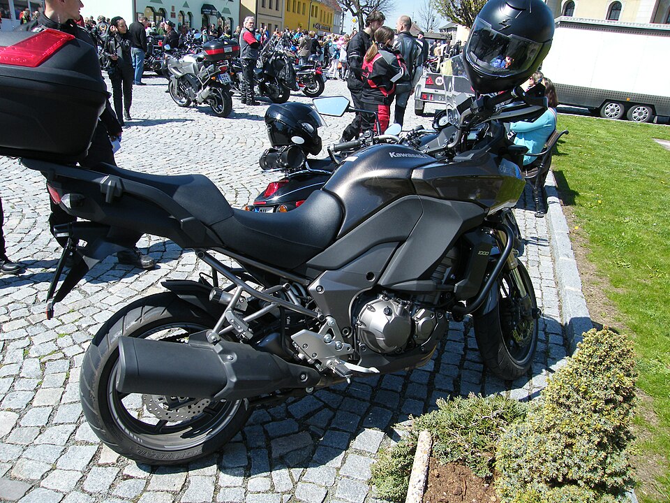 Kawasaki Versys 1000 / SE (KLZ1000A / B / C)