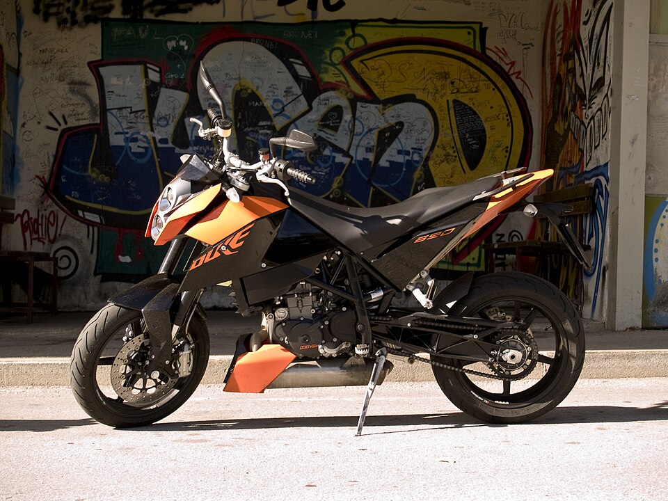 KTM 690 Duke / 690 Duke R