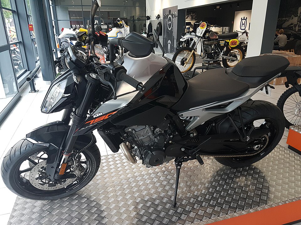 KTM 790 Duke / 890 Duke