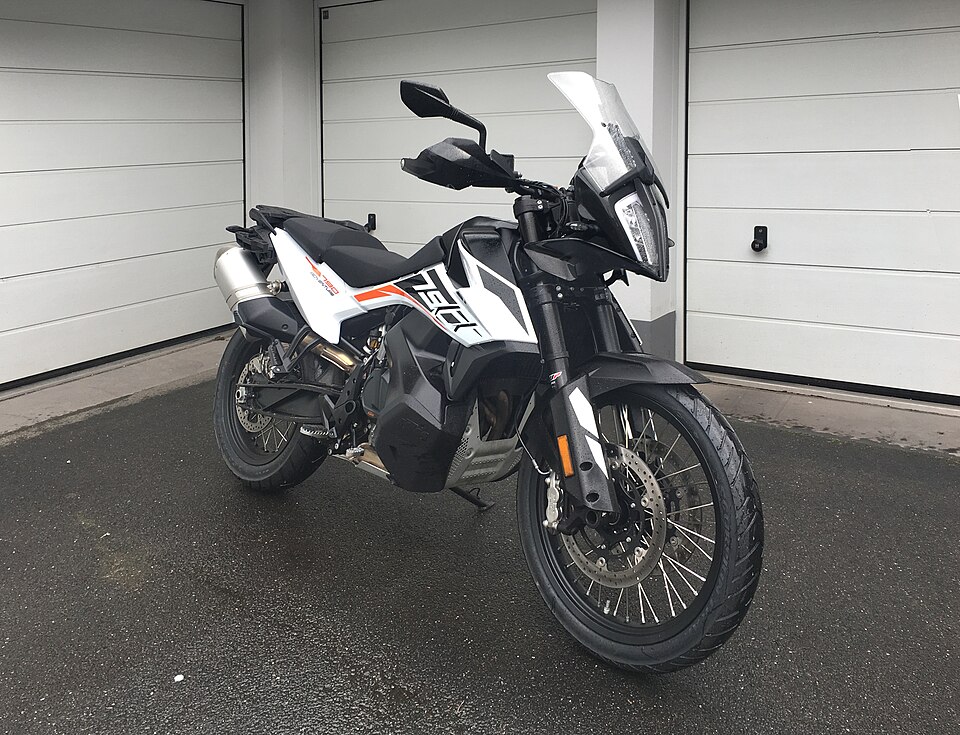 KTM 790 Adventure / 790 Adventure R