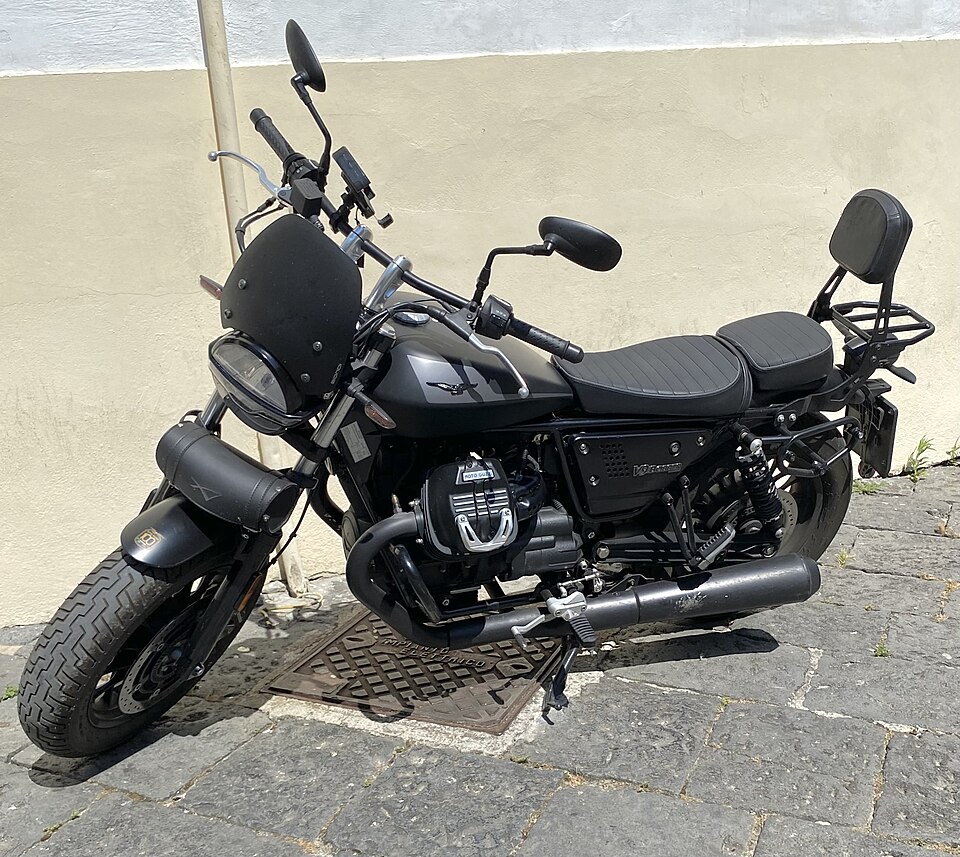Moto Guzzi V9 Bobber / V9 Roamer