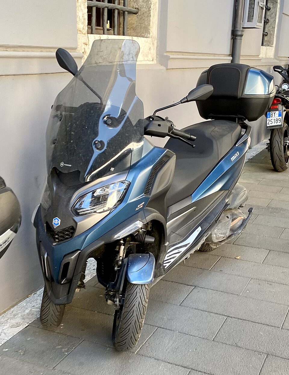 Piaggio MP3 500 / MP3 530 HPE Exclusive