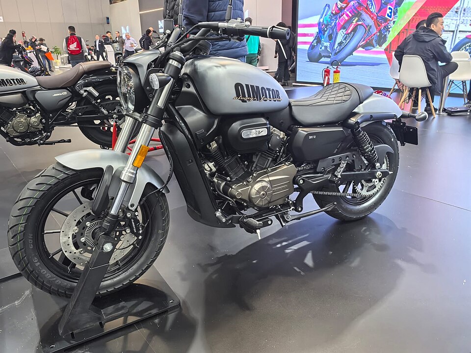 QJMotor SRV 125