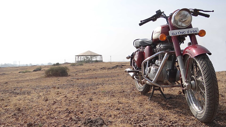Royal Enfield Classic 350 Reborn (Halcyon / Signals / Dark / Chrome)