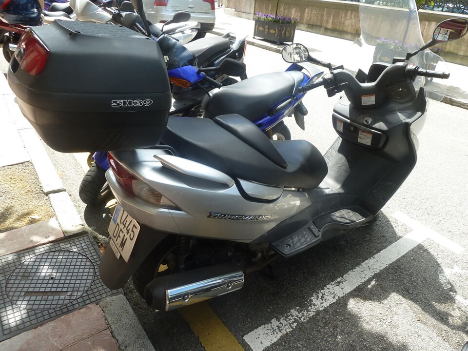 Suzuki Burgman 125 UH125