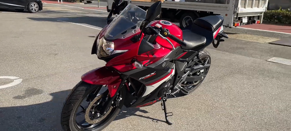 Suzuki GSX250R (DN11A)