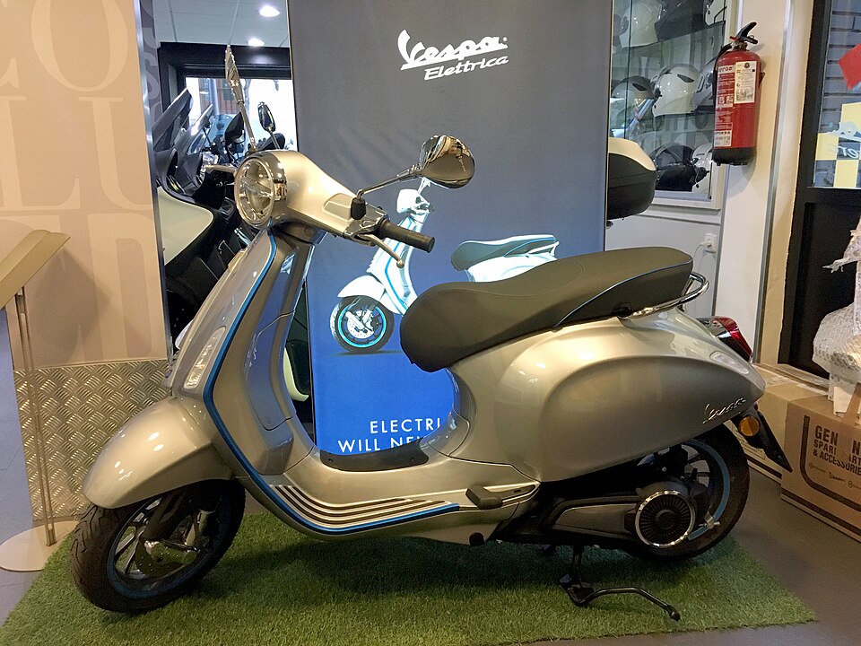 Vespa Elettrica 70 km/h