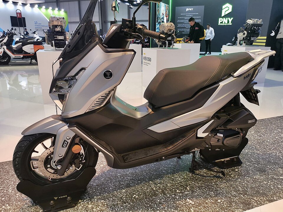 Voge SR1 125 / SR1 ADV 125