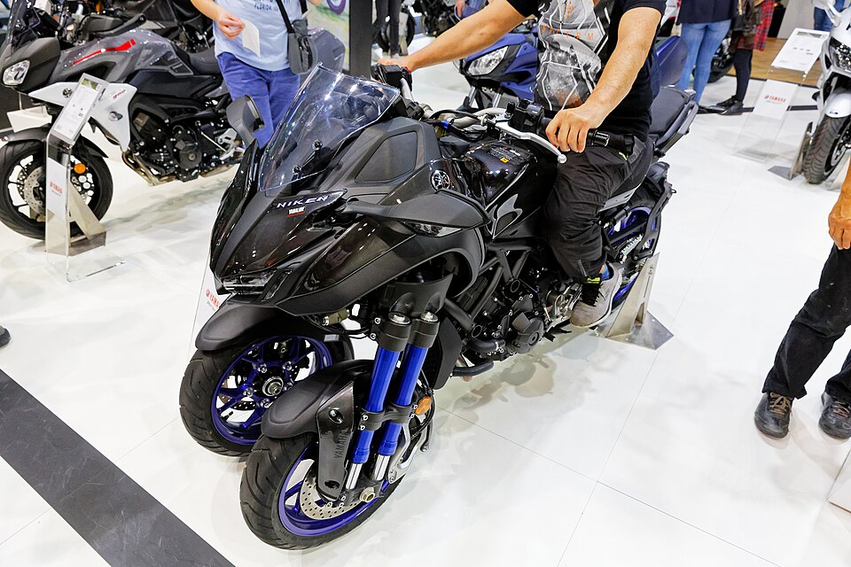 Yamaha Niken / Niken GT (RN58)
